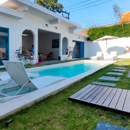 Eldborg Villas Seminyak Esterno foto