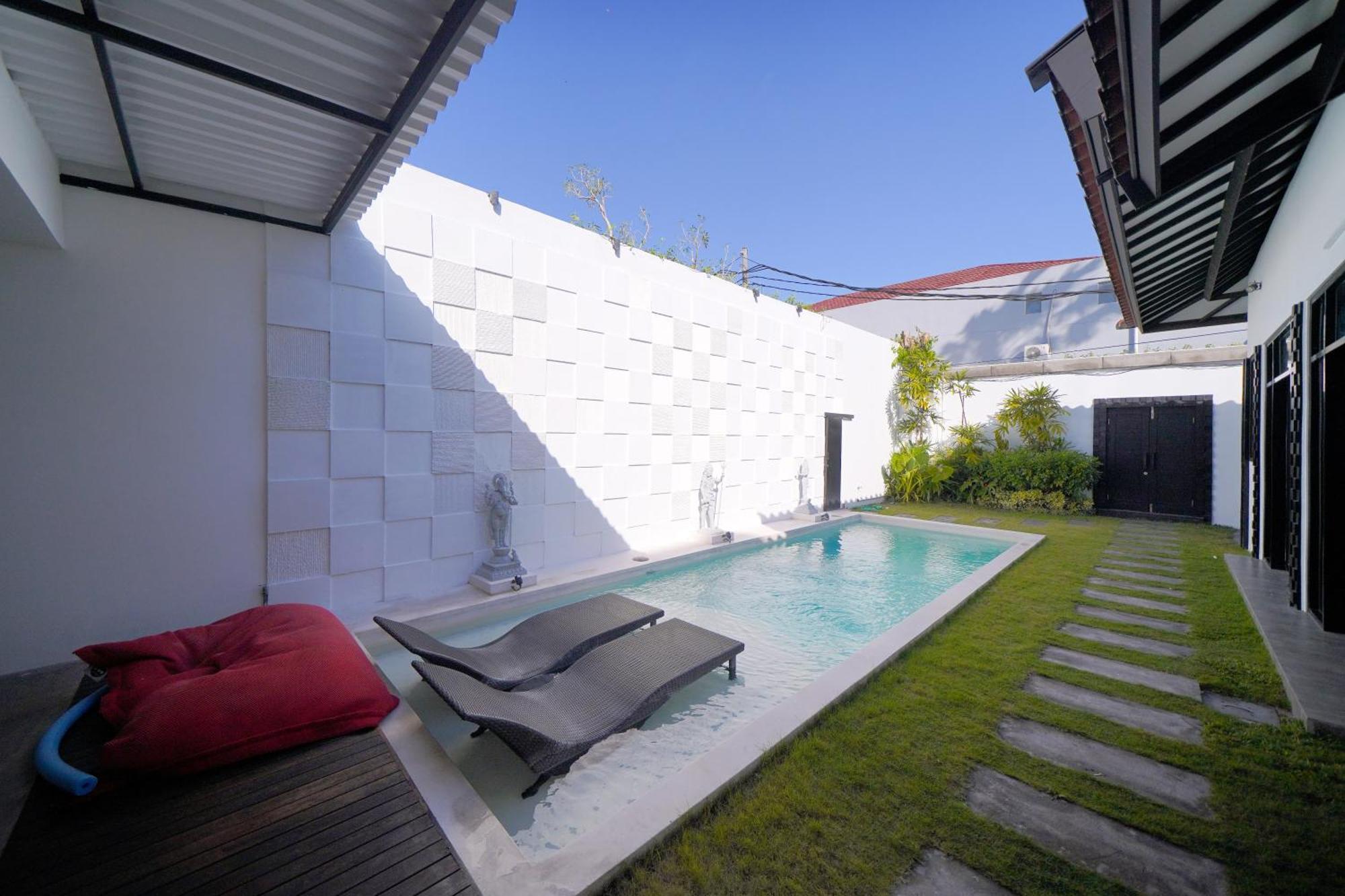 Eldborg Villas Seminyak Esterno foto