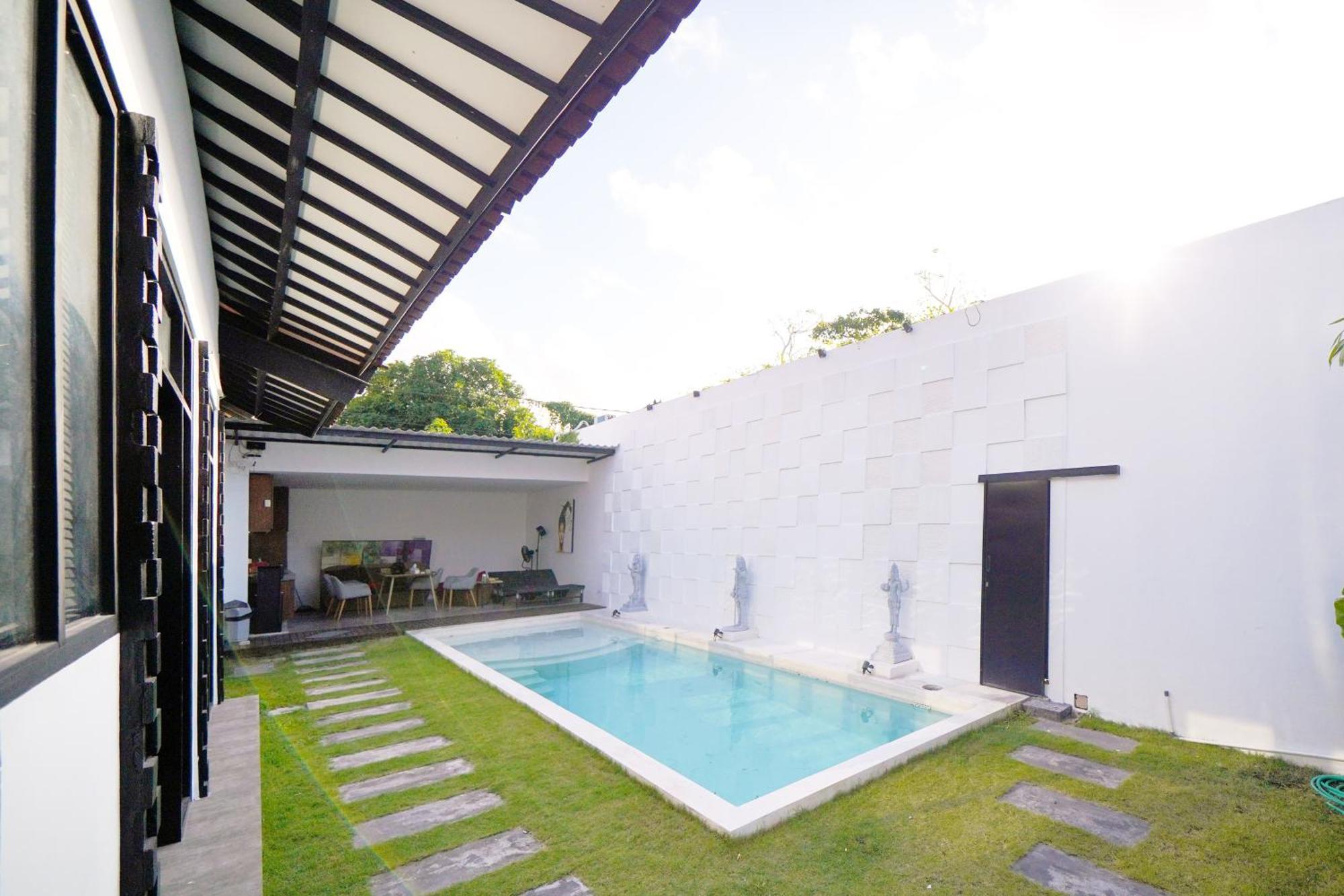 Eldborg Villas Seminyak Esterno foto